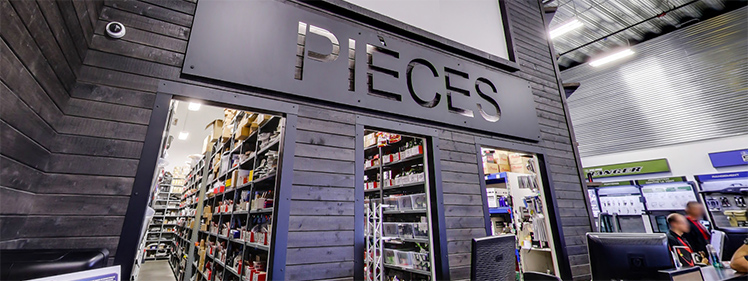 Pièces et <em>accessoires</em>